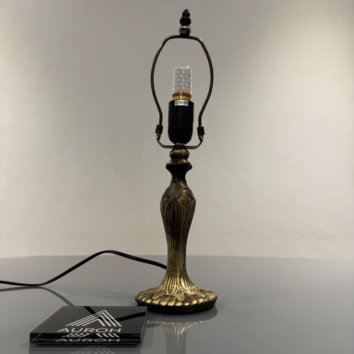 Tiffany style table - table, lamp