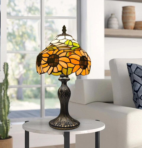Tiffany style stained - style, 8"