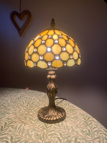 Stylish tiffany style table - stylish, tiffany-style