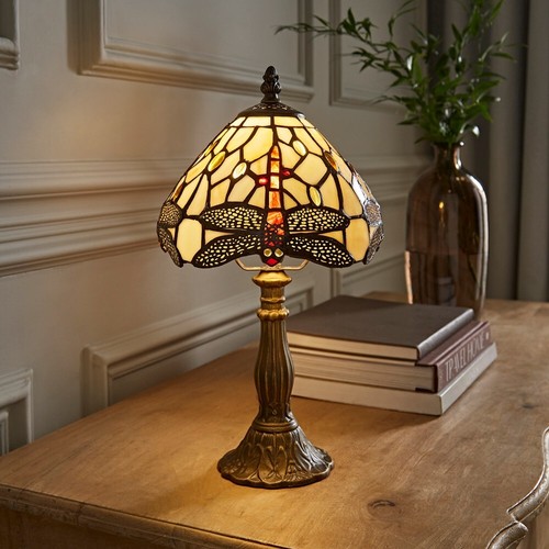 Tiffany style table lamp - style,